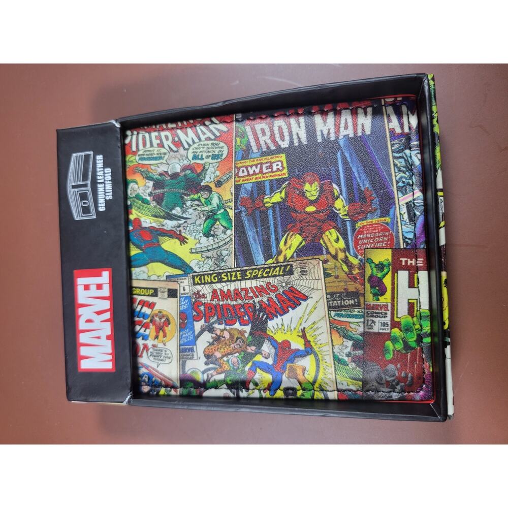 Marvel Comic Cover Collage Slimfold Wallet Multi-Color in gift box